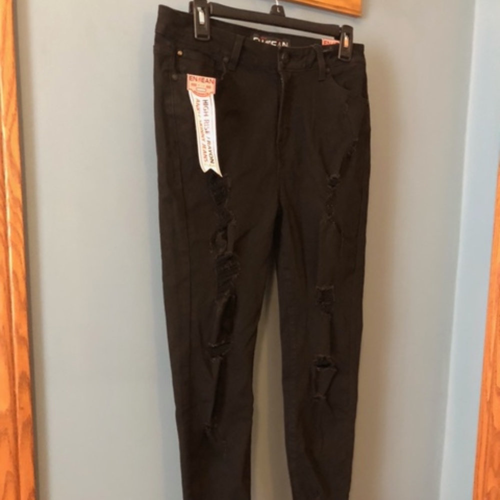 Distressed black jeans